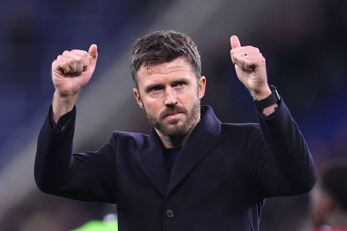 Manchester United head coach / manager Michael Carrick celebrates at full time during the Premier League match between Everton and Manchester United at Hill Dickinson Stadium on February 23, 2026 in Liverpool, United Kingdom.
