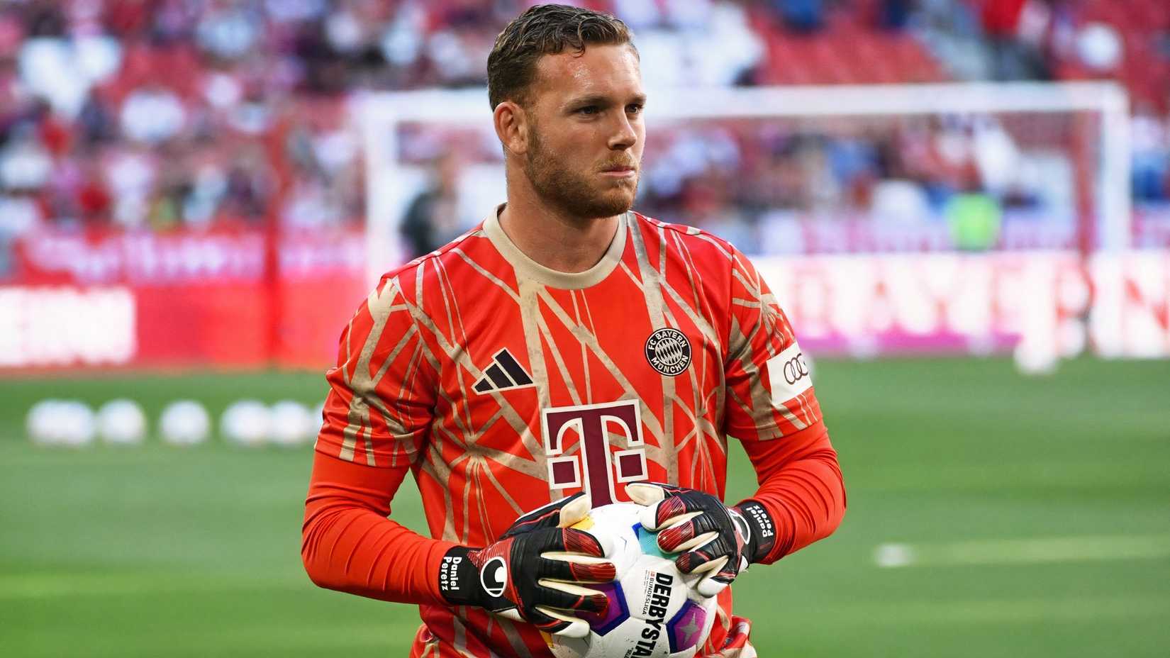 Bayern Munich, Daniel Peretz