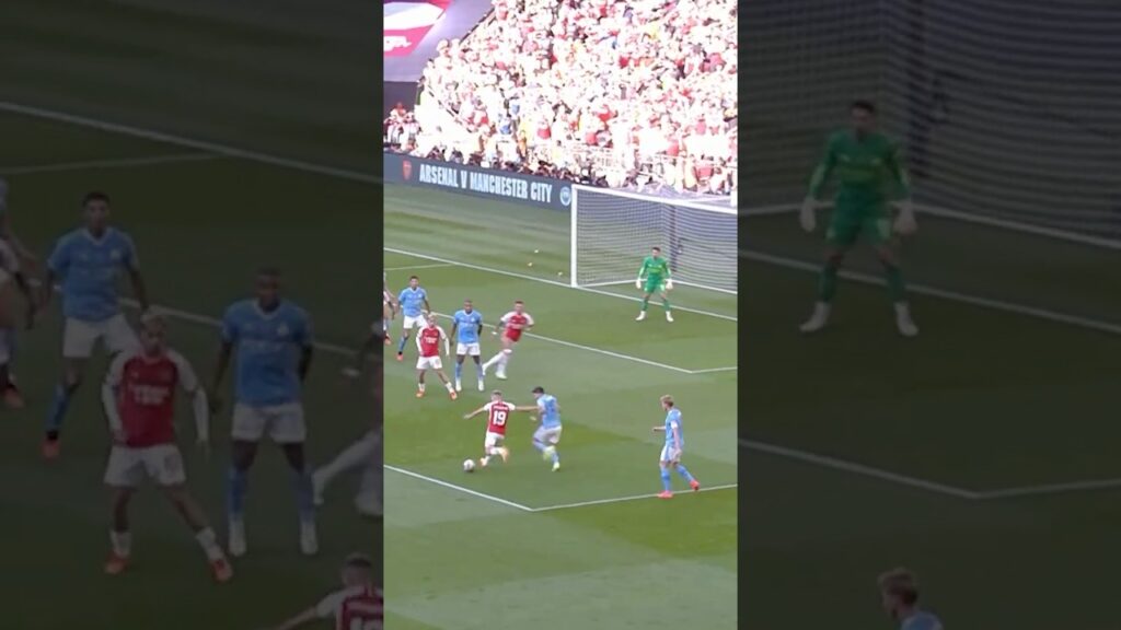 TROSSARD TRICKS & SCORES VS MAN CITY