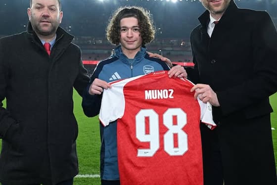 Article image:14yo debut goal & a winger in net as Arsenal u18s draw with Fulham