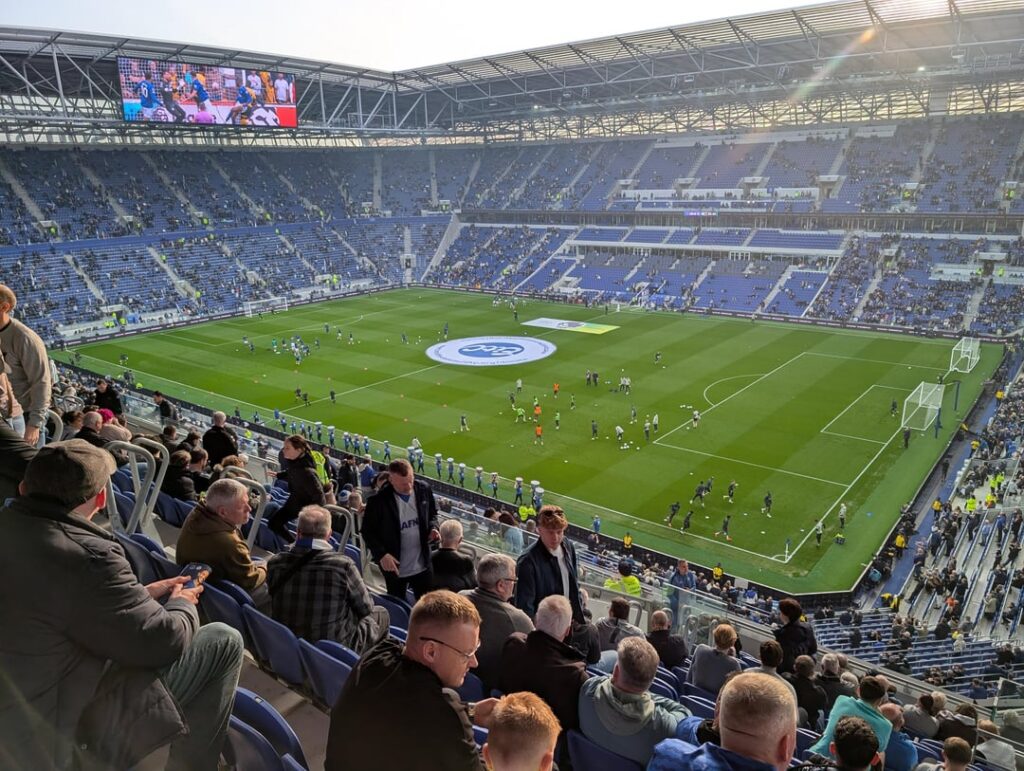 Absolutely Amazing Atmosphere Yesterday - Best So Far!