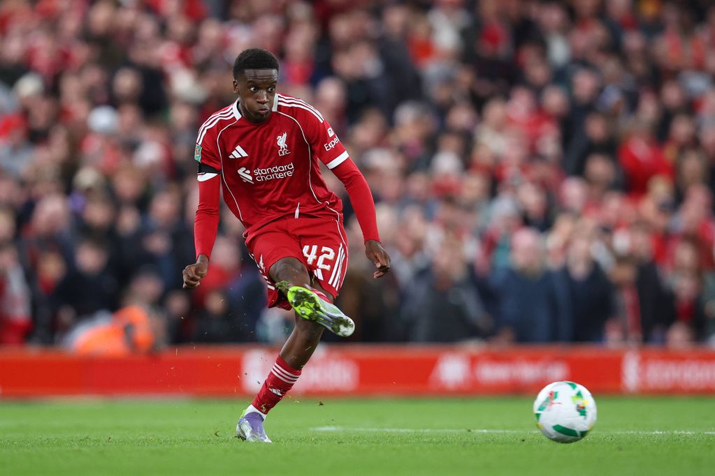 LIVERPOOL, ENGLAND - SEPTEMBER 23: Trey Nyoni of Liverpool passing the ball during the Carabao Cup Third Round match between Liverpool and Southampton at Anfield on September 23, 2025 in Liverpool, England. (Photo by Ed Sykes/Sportsphoto/Allstar Via Getty Images)