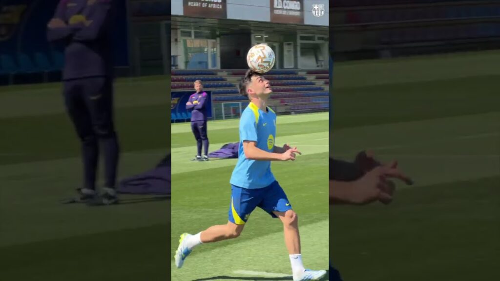 Pedri's secret talent 🤹😂 #fcbarcelona #football #pedri #shorts