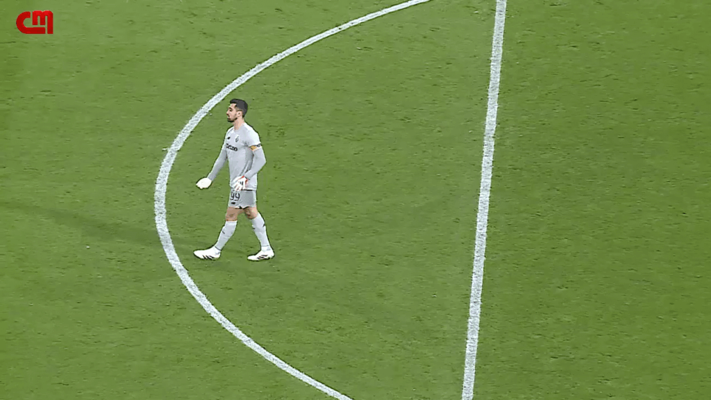 Pedro Sousa sobre Diogo Costa: «Quando não se confia na palavra de um jogador... estamos mal»  decisão da FPF de "obrigar" Diogo Costa a viajar até Lisboa para fazer exames, depois de o organismo ter sido avisado da lesão