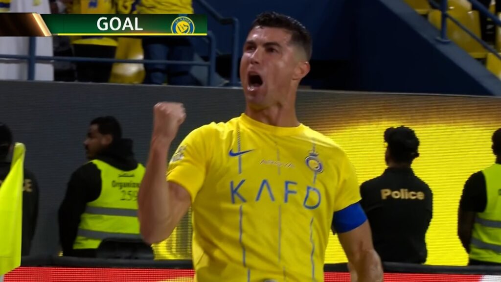 Cristiano Ronaldo SCORES a STUNNING VOLLEY and Gives MANÉ a PENALTY!