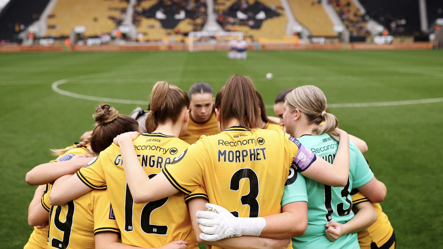 1,500 tickets sold! Women set for Molineux return
