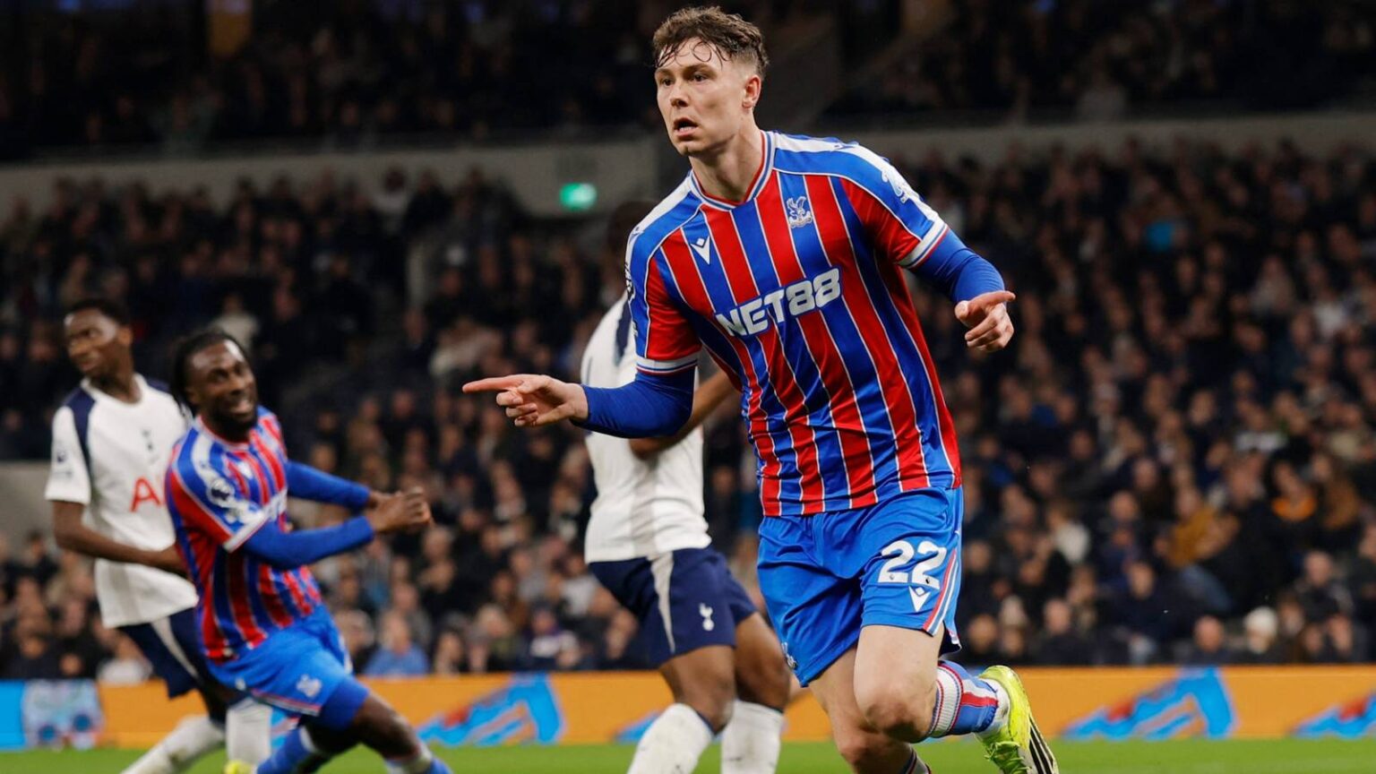 Crystal Palace could see £39m bid accepted to sign big Strand Larsen upgrade