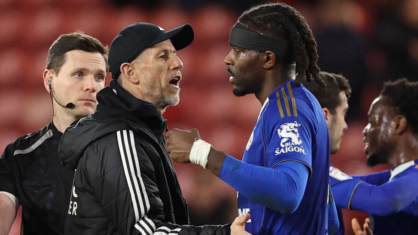 Gary Rowett and Caleb Okoli, Leicester City