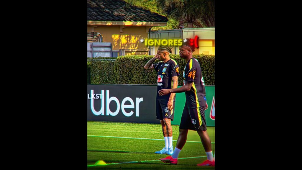 Raphinha Is Angry At Vinicius 😂