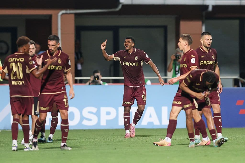 Crystal Palace in Talks Over Trabzonspor Forward Felipe Augusto