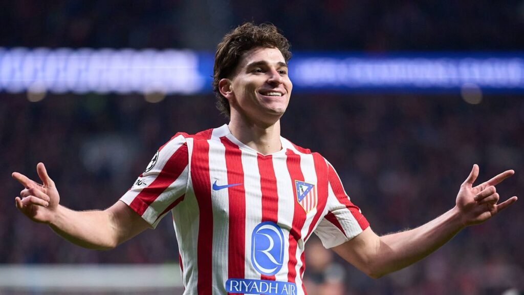 Arsenal latest: Julian Alvarez set for new offer as world-class transfer plea made