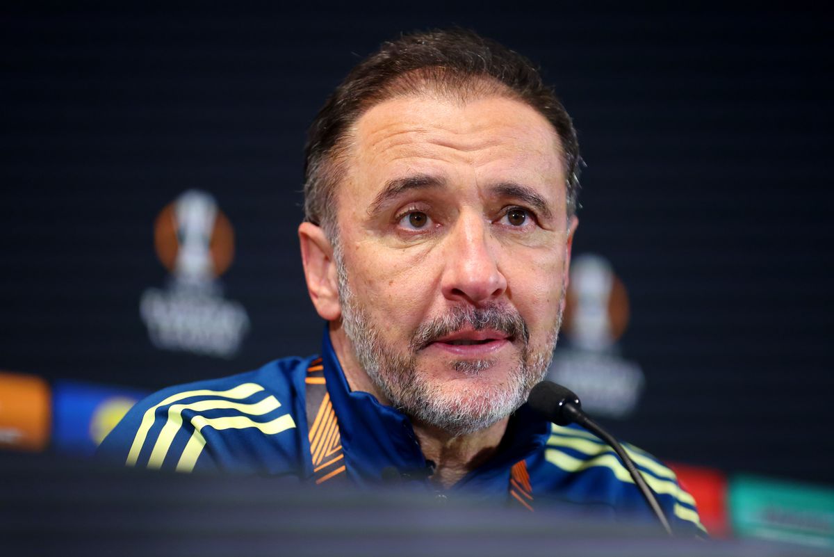 Nottingham Forest head coach Vitor Pereira