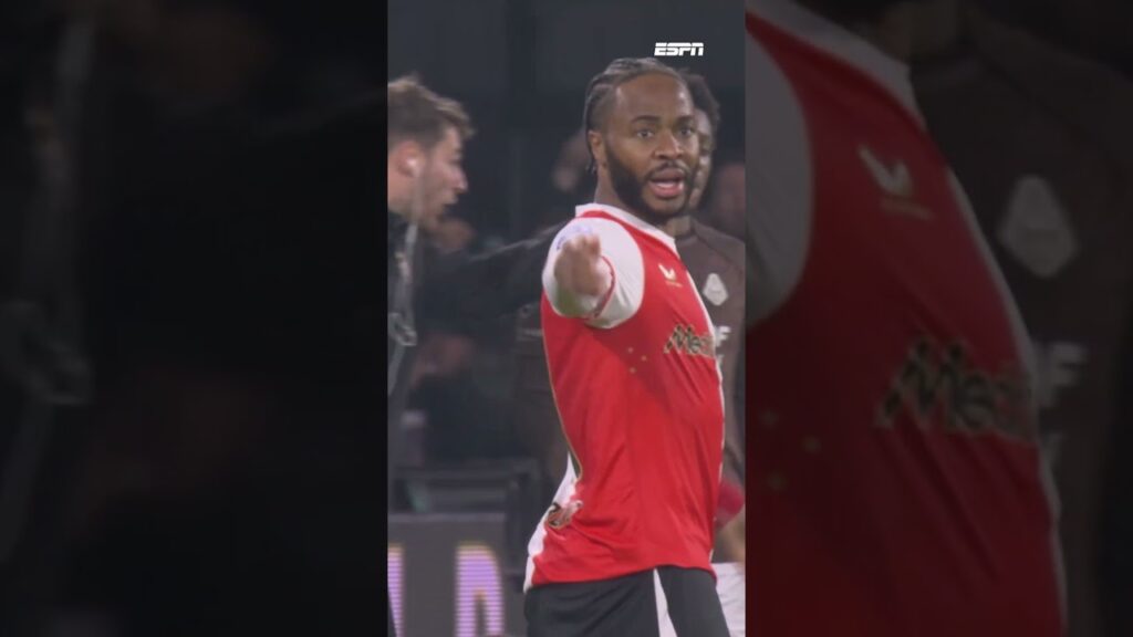 Raheem Sterling debuteert voor Feyenoord! 🤩