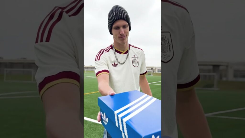 just messing with Dani Olmo 😂🤫 #adidas #football #daniolmo