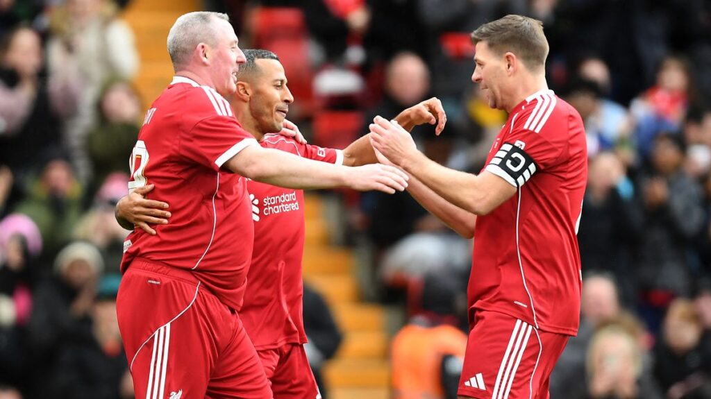 Liverpool legends held by Dortmund as Thiago and Steven Gerrard roll back years - 5 things missed