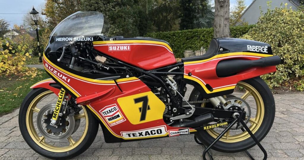 Barry Sheene's World Championship bike sold for £106,200