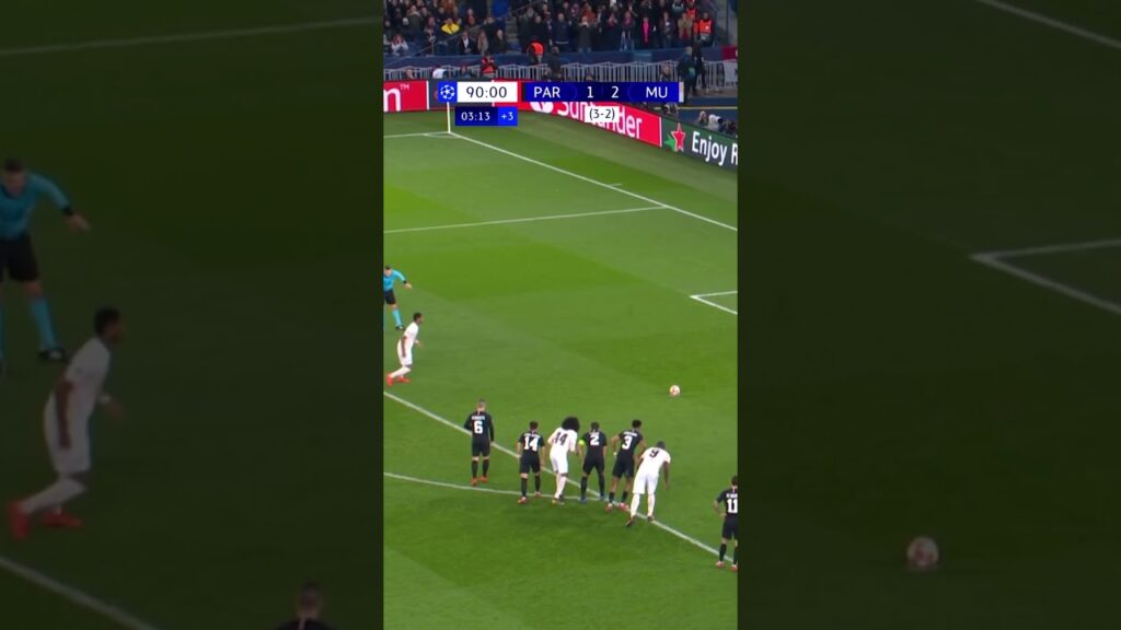 Rashford wins it for Manchester United!