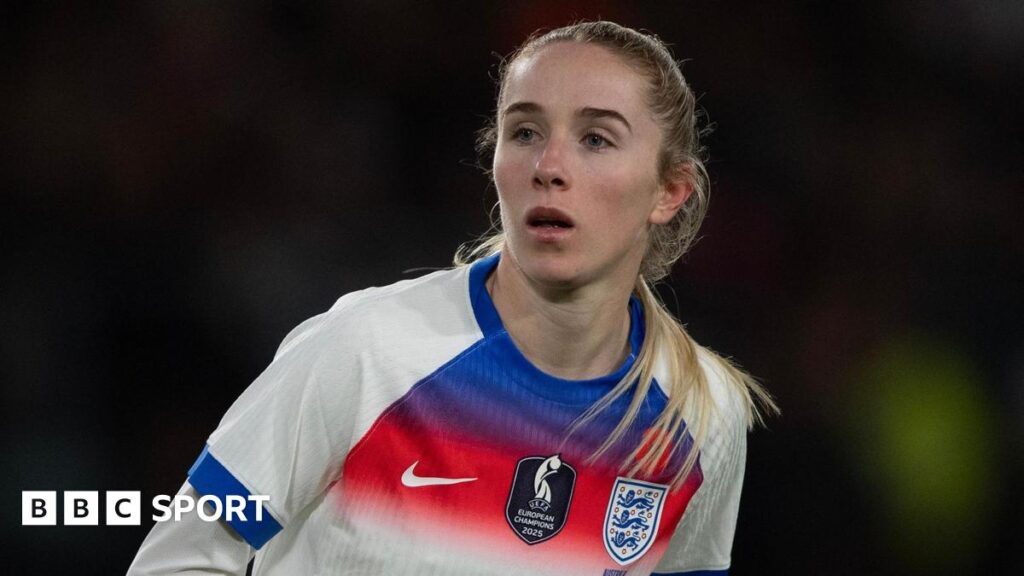 England's Missy Bo Kearns reveals she has had a miscarriage