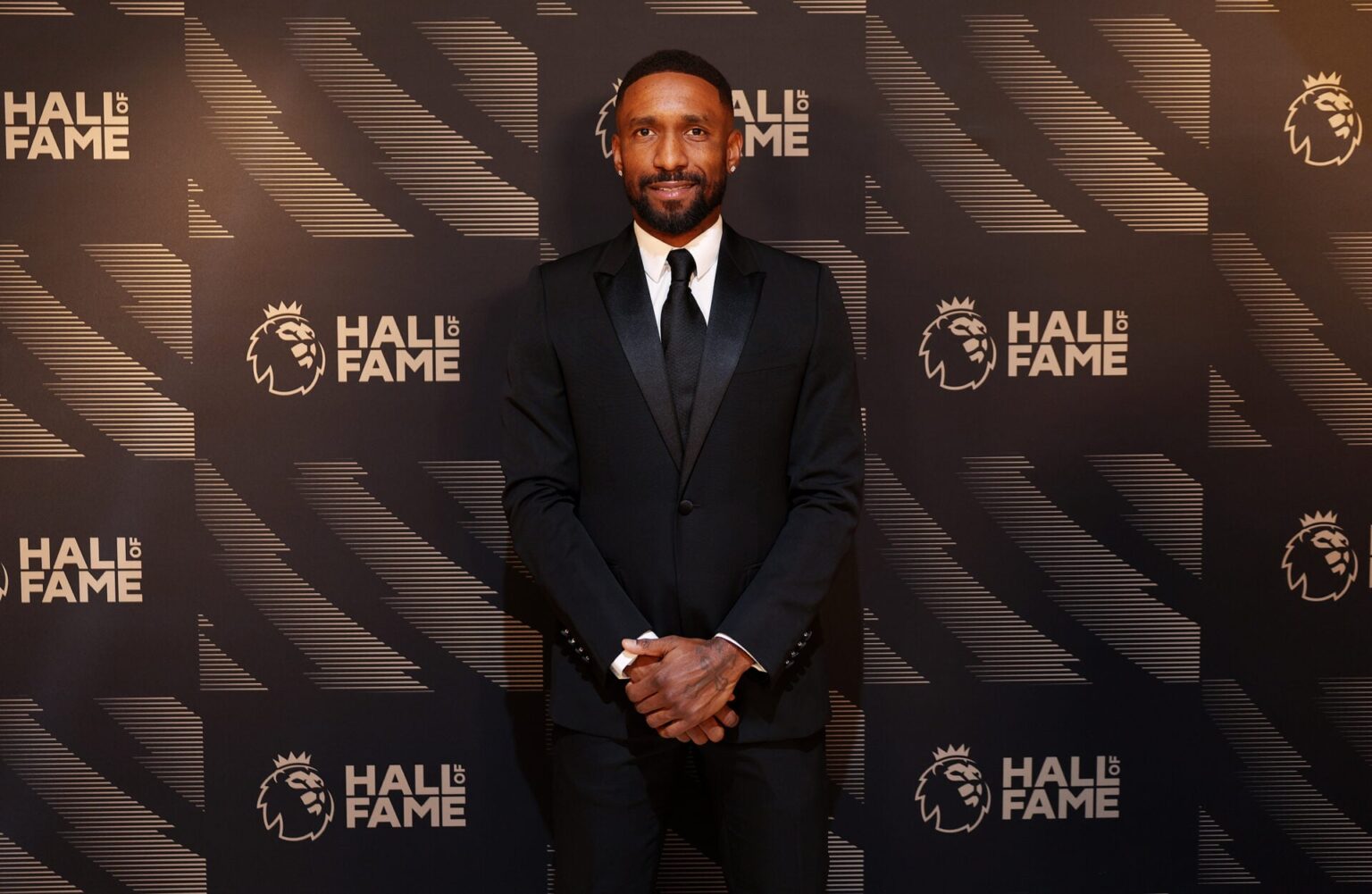 Former West Ham striker Jermain Defoe takes first step into management at National League club