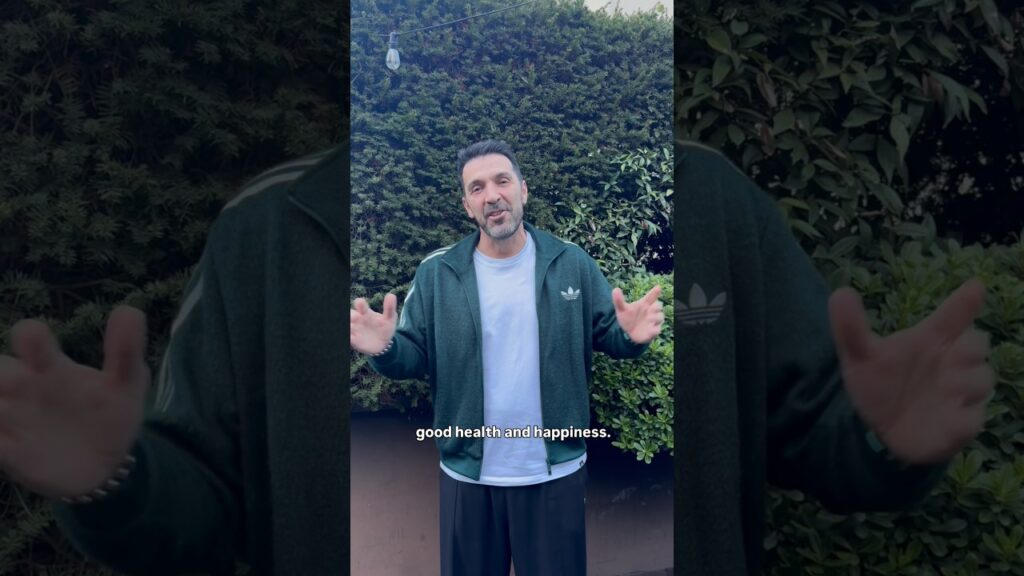 Special 𝐰𝐢𝐬𝐡𝐞𝐬 on a special 𝐁𝐢𝐫𝐭𝐡𝐝𝐚𝐲 🧤🇮🇹 Gigi Buffon to Manuel Neuer 🙏