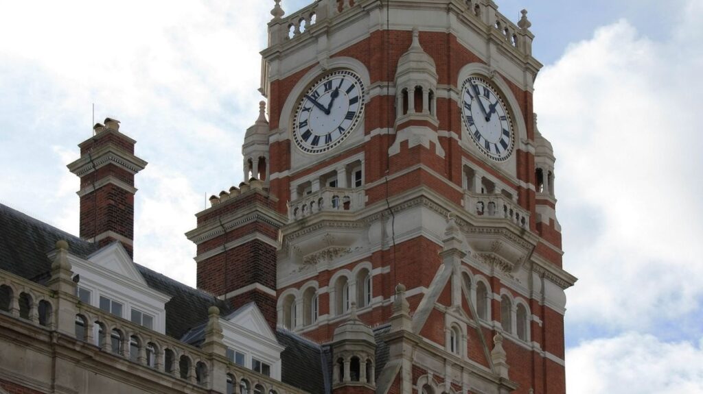 Croydon named 'London suburb you should avoid' - full list of neighbourhoods named