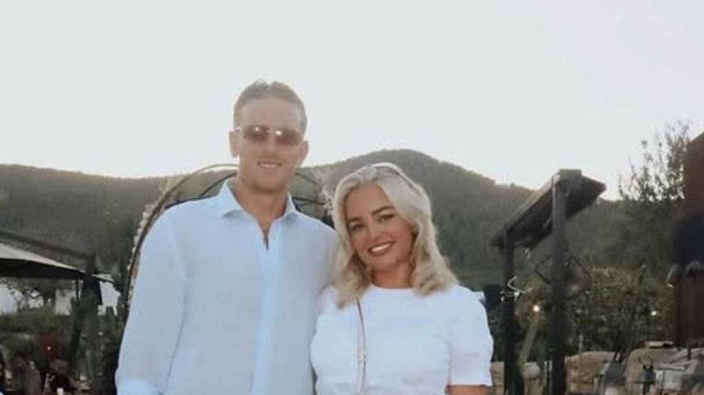 Everton FC goalkeeper Jordan Pickford sends heartfelt message to wife on special occasion