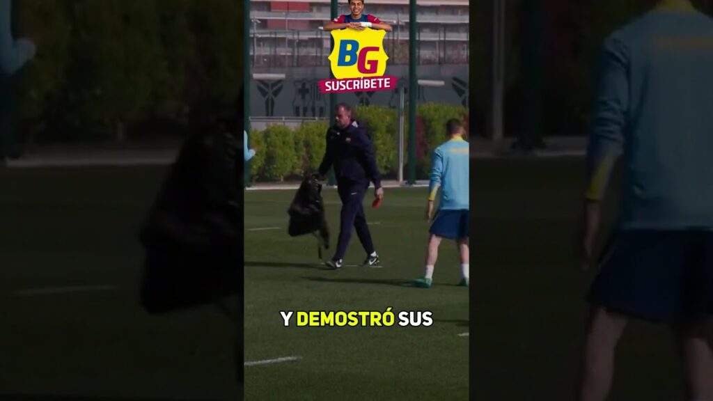 Hansi Flick muestra su habilidad con Casadó  #barcelona #hansiflick