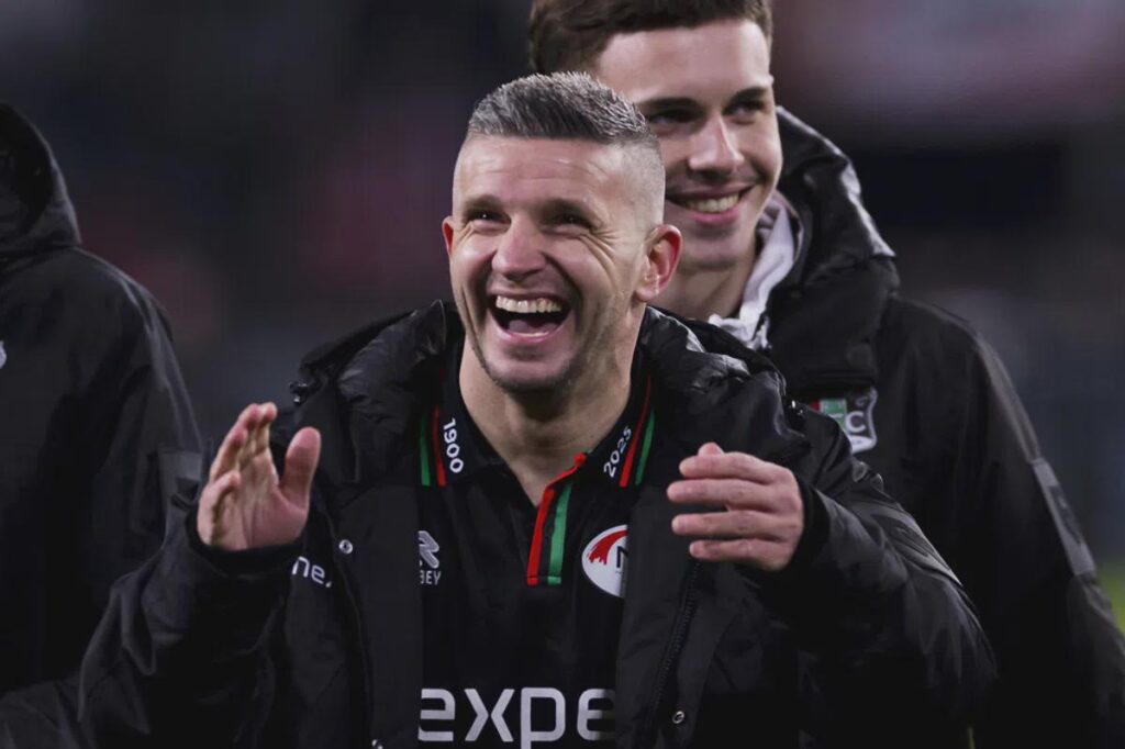 Bekroning op topseizoen: NEC houdt Linssen (35) twee jaar aan boord