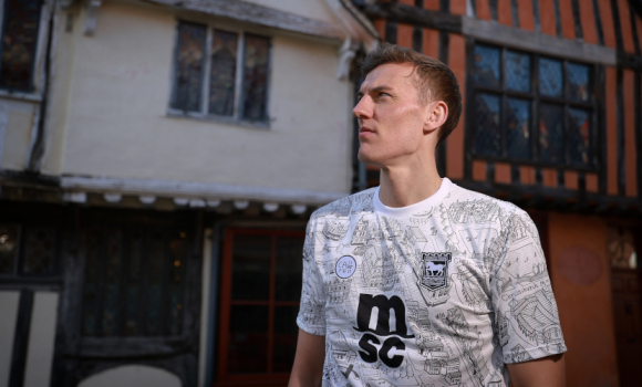 Call Me Ted-Designed Warm-Up Shirt For Foundation Fixture - Ipswich Town News