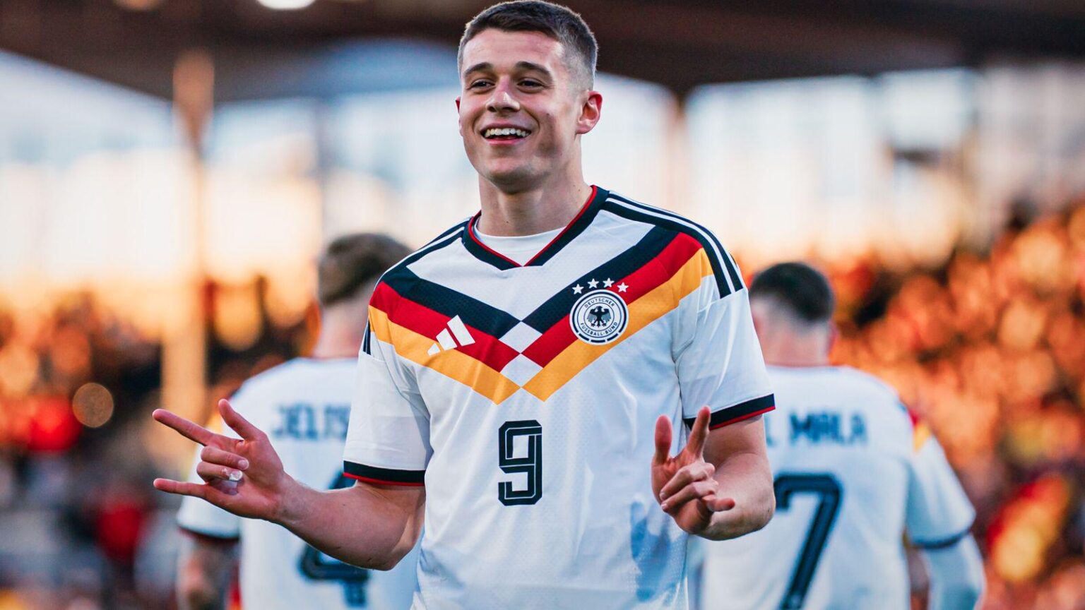 U21-Nationalspieler Nicolo Tresoldi plant im kommenden Sommer einen Wechsel: Sein Preisschild liegt nach einer starken Saison beim Club Brügge bei etwa 25 bis 30 Millionen Euro. Vereine aus Spanien, Italien und Deutschland führen bereits Gespräche im Hintergrund.