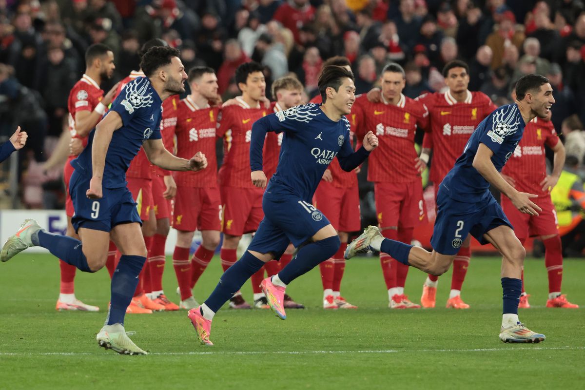 Goncalo Ramos, Lee Kang-in, Achraf Hakimi of PSG celebrate the victory following the penalty shootout of the UEFA Champions League 2024/25 UEFA Champions League 2024/25 Round of 16 Second Leg match