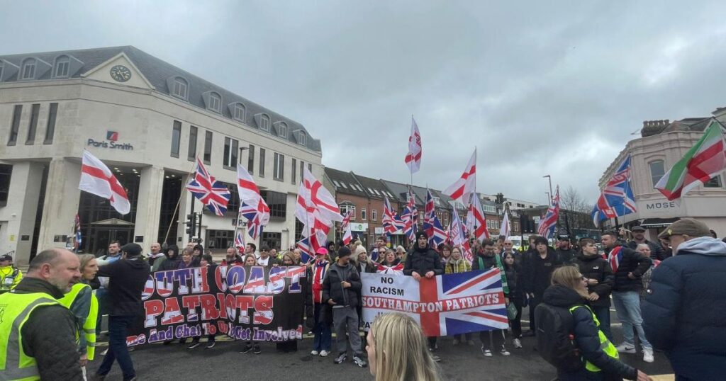 Protests face off in Southampton with heavy police presence Protests face off in Southampton with heavy police presence