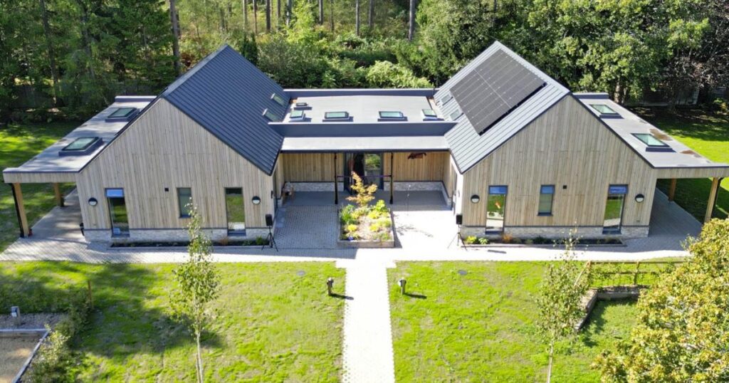 'Outstanding' specialist school praised by Ofsted