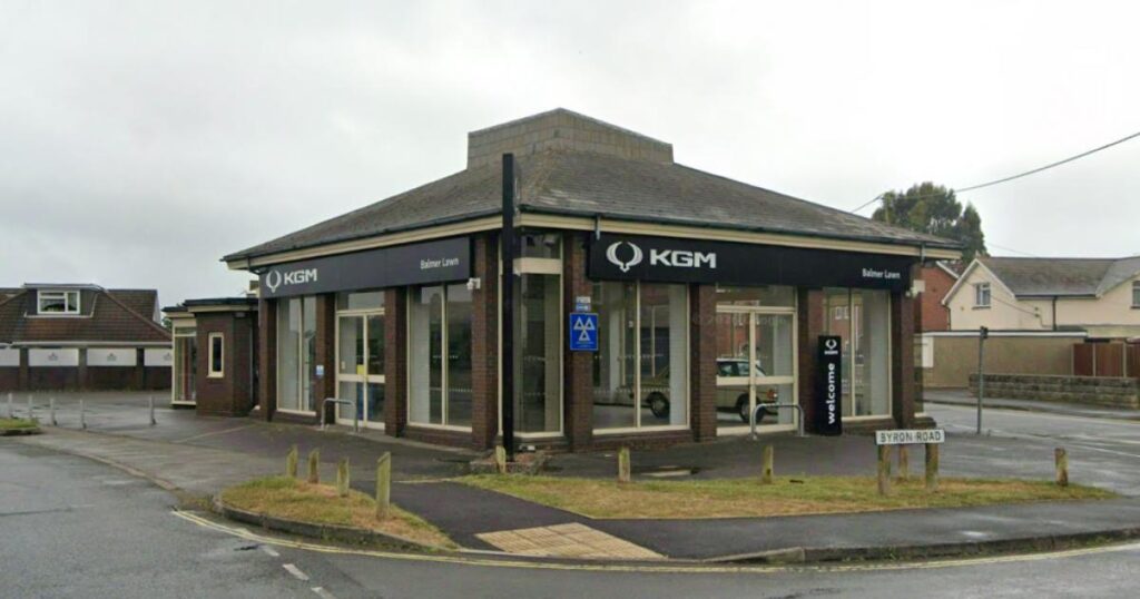 Plans to turn former car dealership into flats and shop