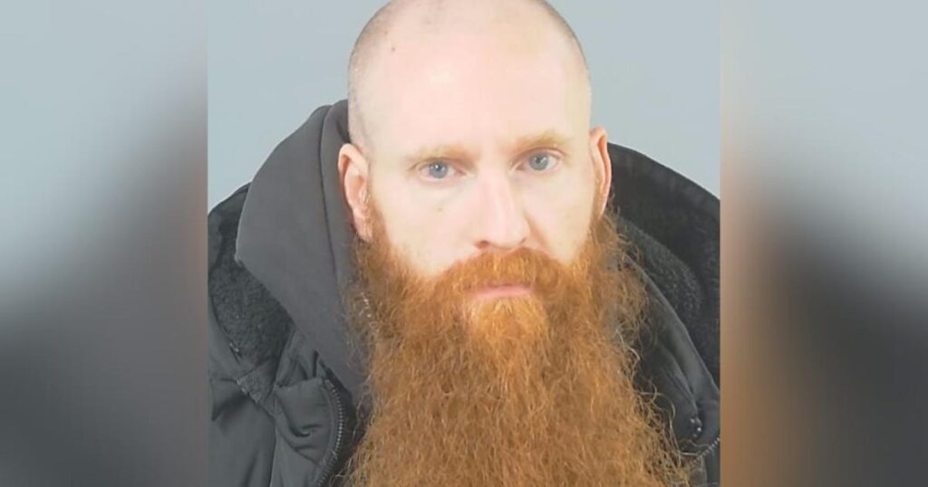 Hampshire police launch search for wanted Southampton man