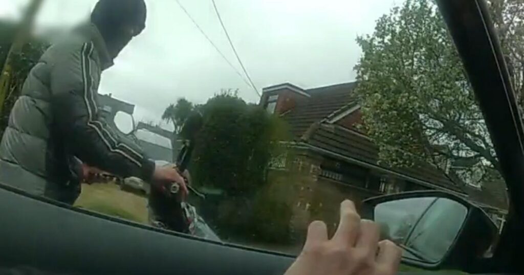 Watch as police tackle a teen off a stolen moped in Southampton