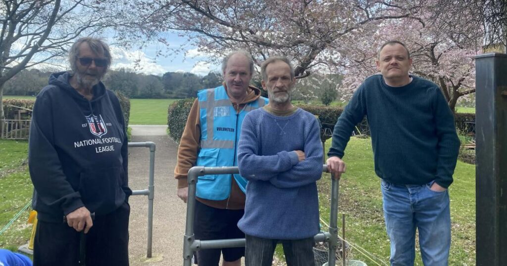 Residents frustrated as hedges removed near Slades Farm
