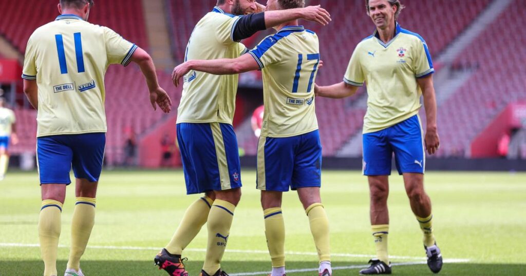 Southampton legend Lambert confident about club's play-off chances