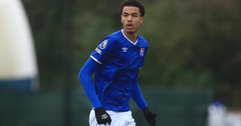 Ipswich Town - Nelson Eze signs for Hashtag United on loan