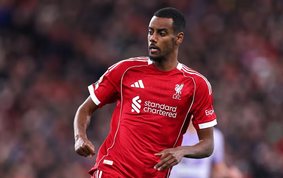 Slot reveals Isak's Liverpool return date