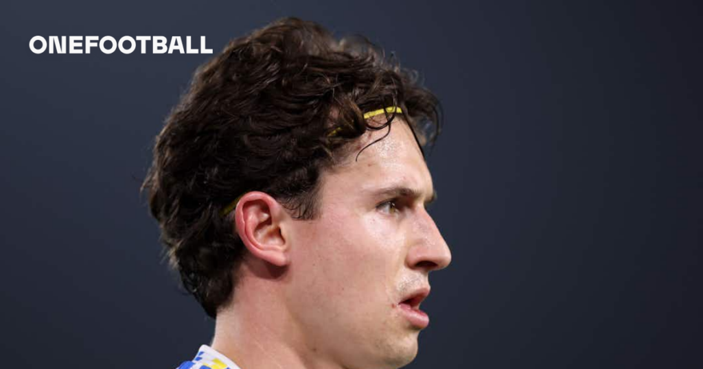 Leeds United’s poignant tribute as dour 0-0 with Brentford exposes bad day for Premier League Leeds United’s poignant tribute as dour 0-0 with Brentford exposes bad day for Premier League