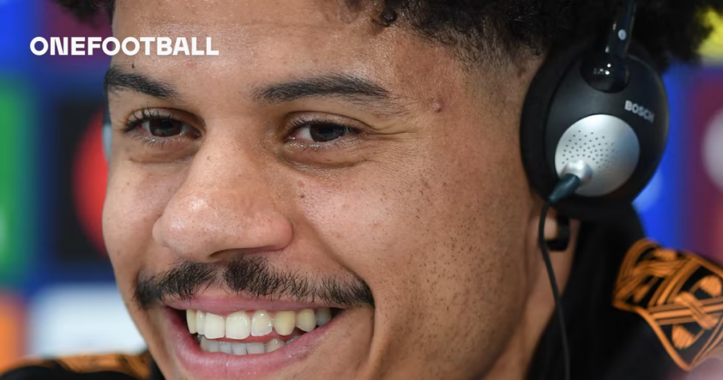 Galatasaray set £34m price on Gabriel Sara amid Brighton interest