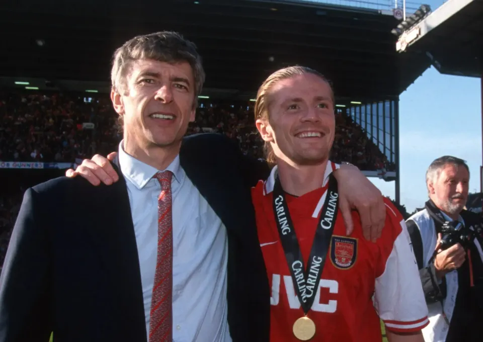 Arsene Wenger and Emmanuel Petit