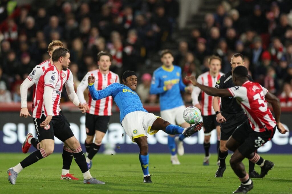 Wolves fightback frustrates Brentford