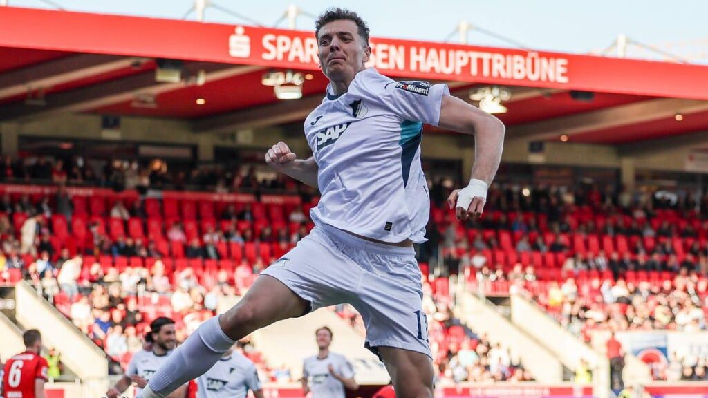 Berater von Fisnik Asllani bestägt Interesse vom FC Barcelona - Laut Medienberichten besitzt der Hoffenheim-Stürmer eine Ausstiegsklausel zwischen 25 und 29 Millionen Euro