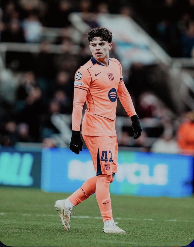 Xavi Espart made his debut tonight he looks a promising talent . Exicited for the next matches maybe he can start the next week la liga game