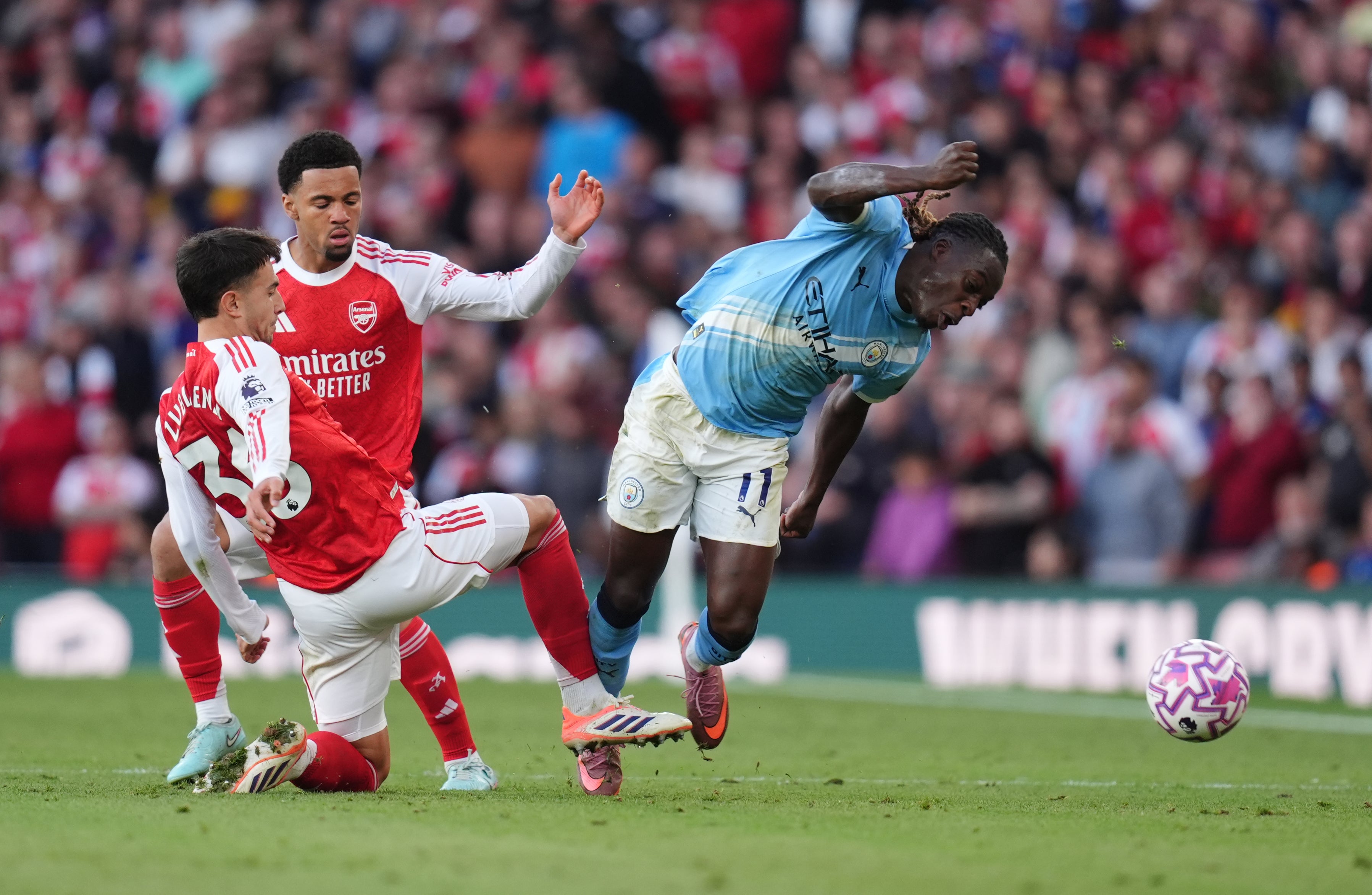 Arsenal and Manchester City will do battle again on Sunday (John Walton/PA)