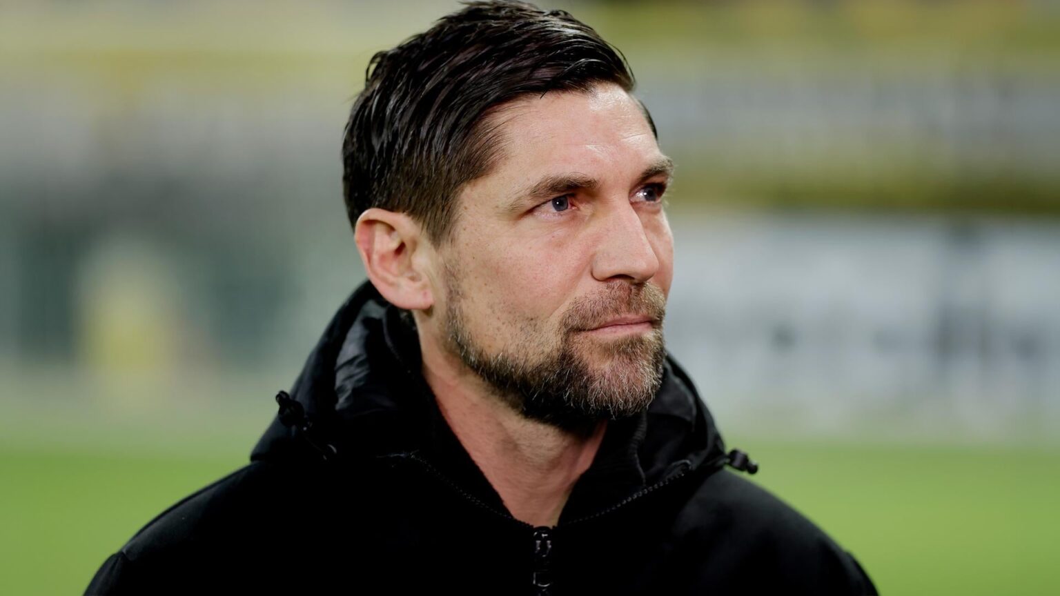 [Official] Roda JC announces it will not extend the contract of head coach Kevin van Dessel. He will leave the club at the end of the season