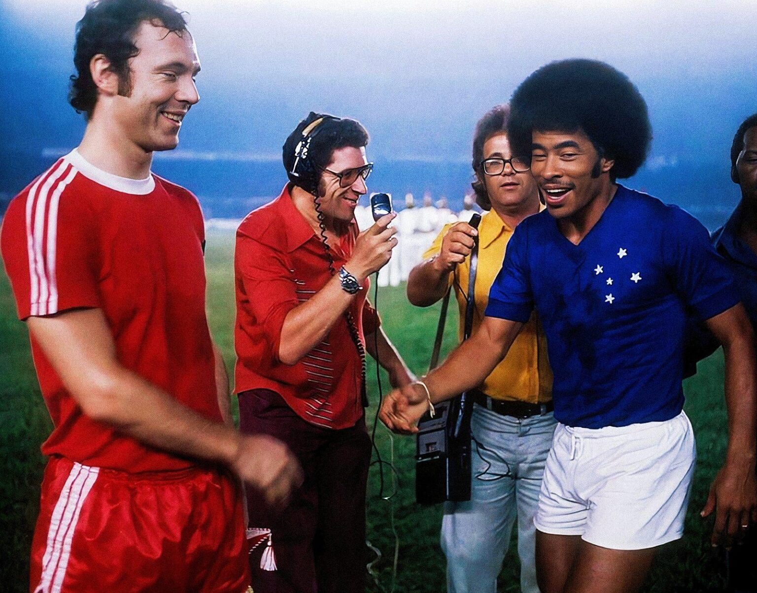 Franz Beckenbauer and Jairzinho, 1976 Intercontinental Cup Final