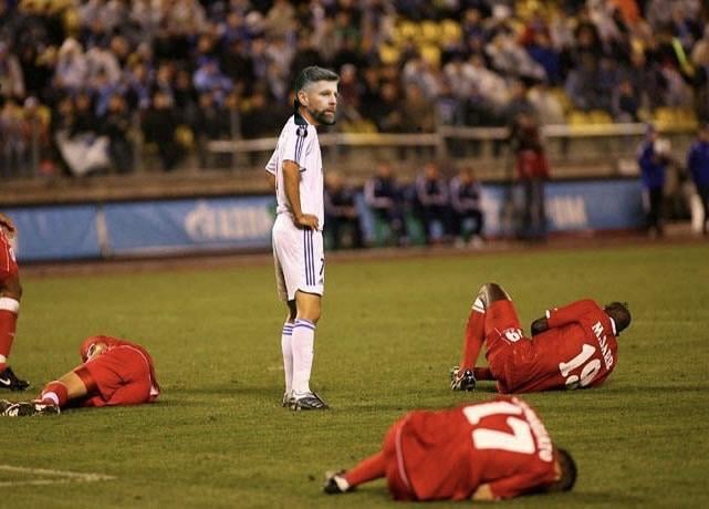 Stephen Robinson’s first day at Cormack Park: “OK, take me to the defenders”